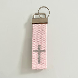 Porte clé croix rose