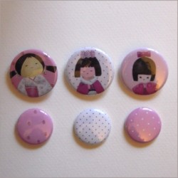Collection de 6 badges assortis kokeshi fille 4