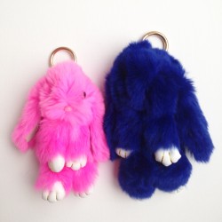 Duo de porte-clés lapins bleu foncé et rose fluo